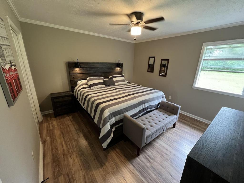 Spacious 3 Bedroom Home Near Amphitheater/Baseball/Shopping And Much More パール エクステリア 写真
